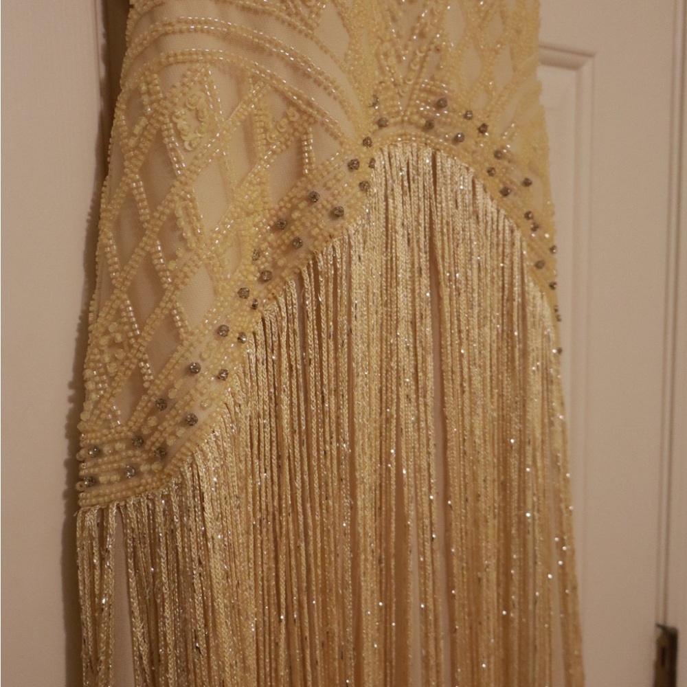 Elegant Cream Backless Halter Gown - Picture 6 of 9